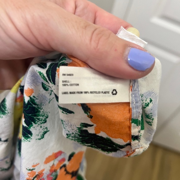 Floral GAP Shrunken Boyfriend Blouse Small - Picture 5 of 5